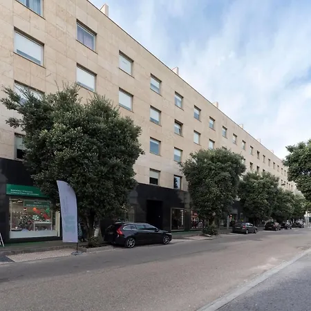 Lovelystay - Oporto Beach With 2 Free Parking Spots 公寓
